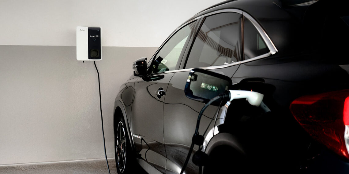 Carregar carro elétrico em prédio antigo: quanto custa mesmo e como evitar orçamentos absurdos